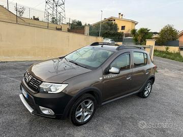 Dacia Sandero 1.5 dCi 8V 75CV Start&Stop Lauréate