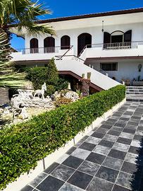 VILLA SINGOLA C.DA POZZO CASSERO