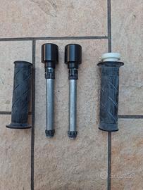 Copricatena e manopole honda nc750