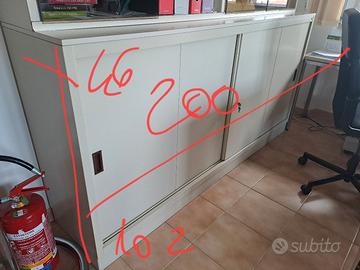 Mobile ufficio multifunzione in metallo e legno