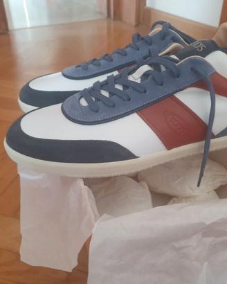 Tod's Tabs Sneakers in Pelle