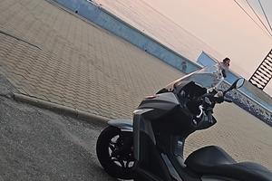kymco 300