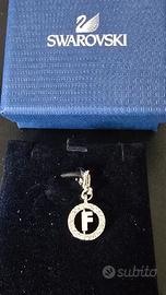 Charm Swarovski lettera F effe cod.1109735