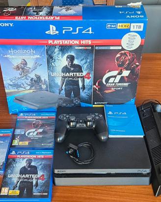 PlayStation 4 Slim da 1 TB