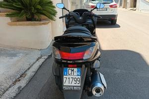 Yamaha majesty 400 