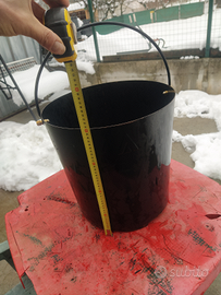 Secchio metallo per legna