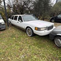Lincoln TOWN CAR LIMOUSINE