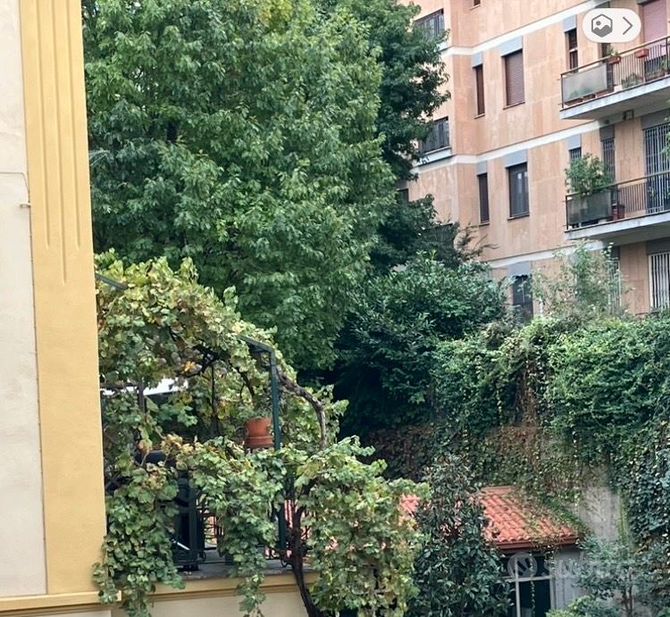 Stanza singola in Borgo Po, foto 2 di 6