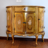 Credenza bombata stile veneziano dipinta a mano –