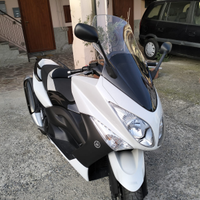 Tmax 500 anno 2010