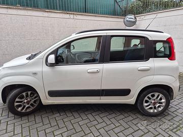 FIAT PANDA 1.2 LOUNGE 2015 - 52.721 km