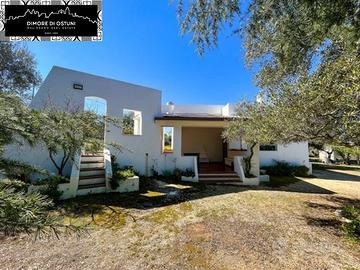 VILLA con TRULLO RECTANGULAR con VISTA PANORAMICA