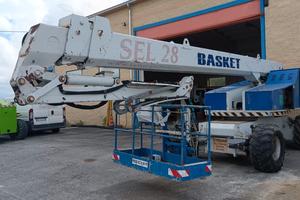 Piattaforma aerea basket srl 28 anno 2000