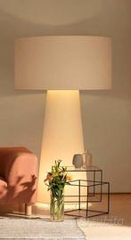 Lampada da terra di Cappellini