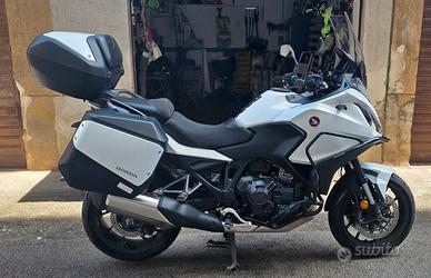 Honda NT 1000 DTC del 2022