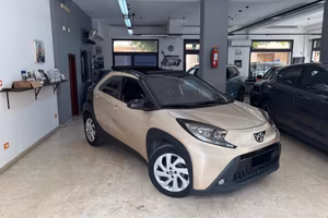 Toyota Aygo X 1.0 VVT-i 72 CV 5 porte Trend Air S-