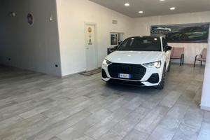 Audi Q3 SPB 35 TDI Identity Black
