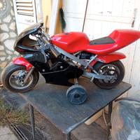 Minimoto elettrica completa di batteria e rotelle