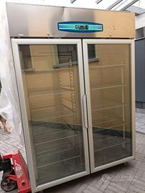 Vetrina verticale negativa