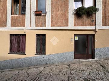 LABORATORIO A MILANO