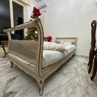 letto singolo antico/utilizzabile come divano