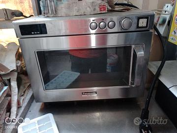 Forno microonde Panasonic NE 1846