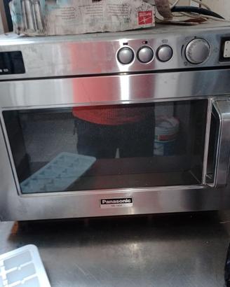Forno microonde Panasonic NE 1846