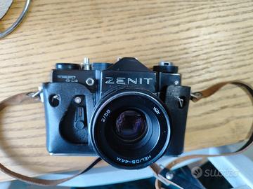 Zenit TTL con obiettivo Helios-44M