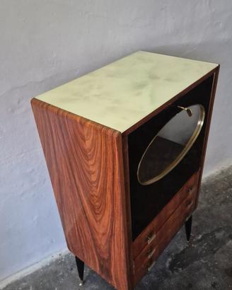 mobile bar