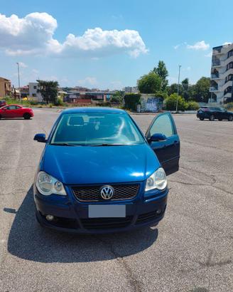 Volkswagen Polo 1.4 TDI Comfortline (2009)