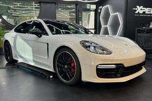 Porsche Panamera Turbo S