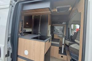 FURGONE E ALLESTIMENTO CON OMOLOGAZIONE