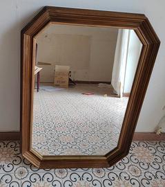 Specchio da parete in legno