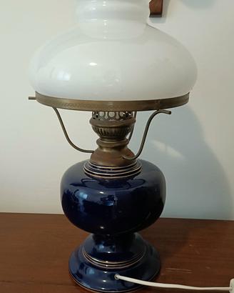 Lampada vintage in ceramica decorata con paralume 