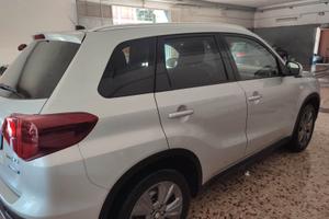 Suzuki Vitara Hybrid GPL trattabile
