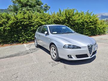 Alfa Romeo 147, 1.9 diesel, 88 kW, 3 porte