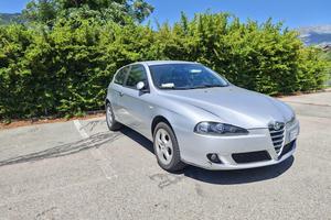 Alfa Romeo 147, 1.9 diesel, 88 kW, 3 porte