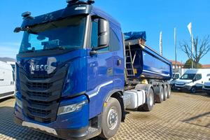 IVECO S-WAY AS440X48 T/P 4x4 + Sem. SHMITZ CARGOBU