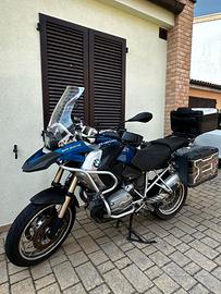 BMW GS 1200 COMPLETA DI BAULI !!!