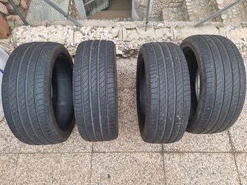 Gomme auto 205/45/Raggio 17 estive