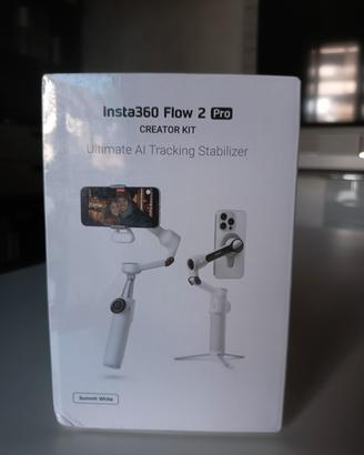 Insta360 Flow 2 Pro Creator Kit