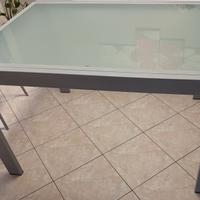 Tavolo in metallo e vetro,allungabile da 120 a 240