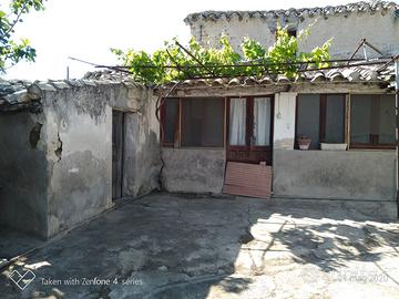 Casa indipendente da ristrutturare