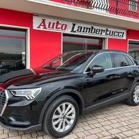 AUDI Q3 45 TFSI e S tronic Business