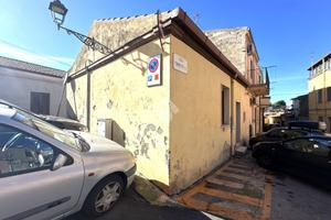 CASA INDIPENDENTE A OSSI