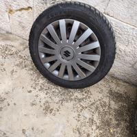 Ruote con pneumatici invernali 175/65 R15