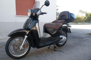 Aprilia Scarabeo 125 GT