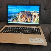 ASUS 15" Sottile - Windows 11, SSD Veloce e Mouse 