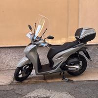 SH 125 ABS BAUL. KEYLESS & PARAB. GRIGIO