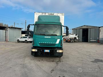 Iveco Eurocargo 140&25 pneumatico